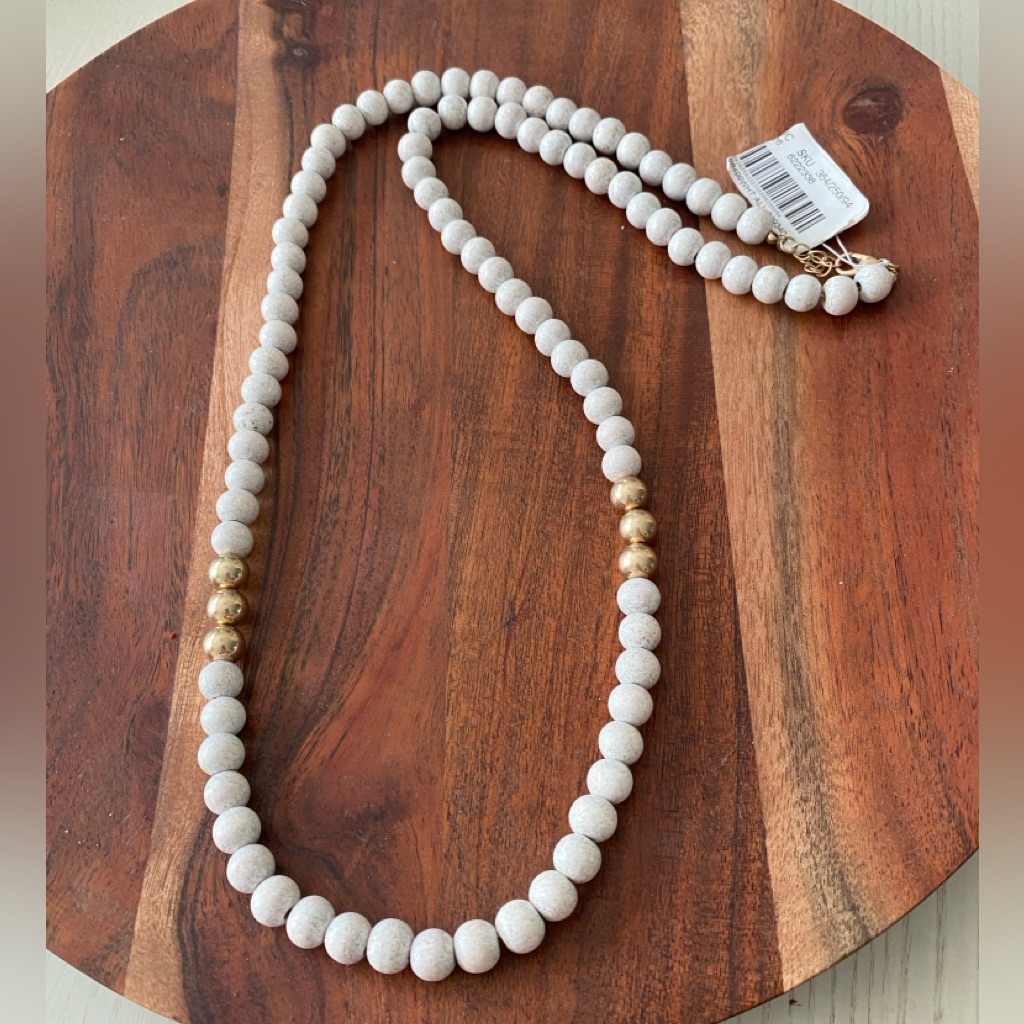 Nwt Soft Surroundings White-Washed Gold Toned Beaded Statement Necklace 12$